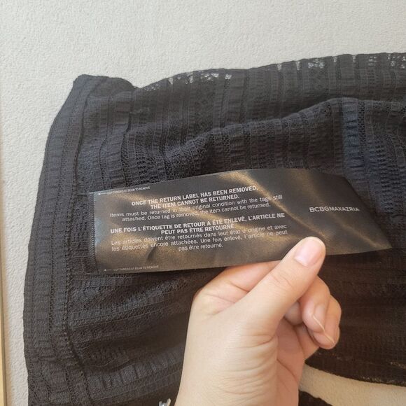 BCBGMaxAzria V-Neck Lace Dress  Size Small - Picture 8 of 9